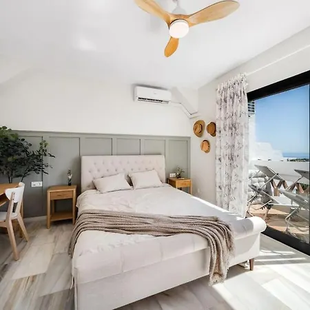Casa Viide Calahonda Golf & Sea View Apartment